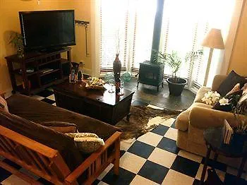 Hamakua Ranch House B&B (Adults Only) Umikoa