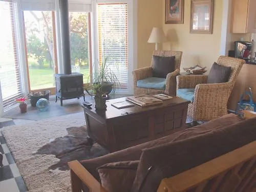 Hamakua Ranch House B&B (Adults Only) Umikoa